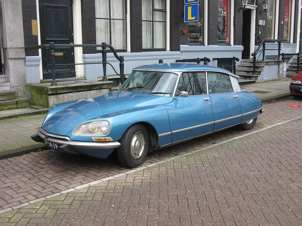Legendarni evropski automobili koji su promenili auto industriju 4 Citroën DS