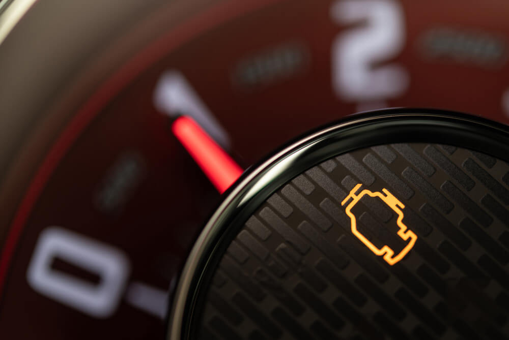 “Check engine” lampica.